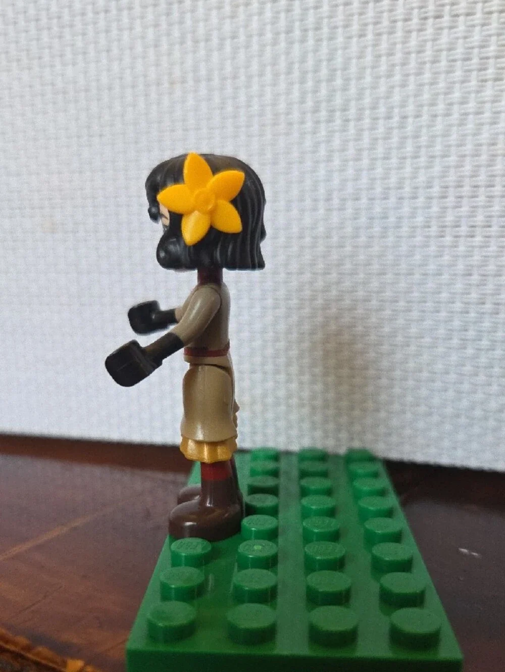 Lego Cassandra Minifigure From Rapunzel's Set